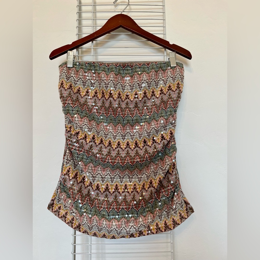 Express size M tube top.